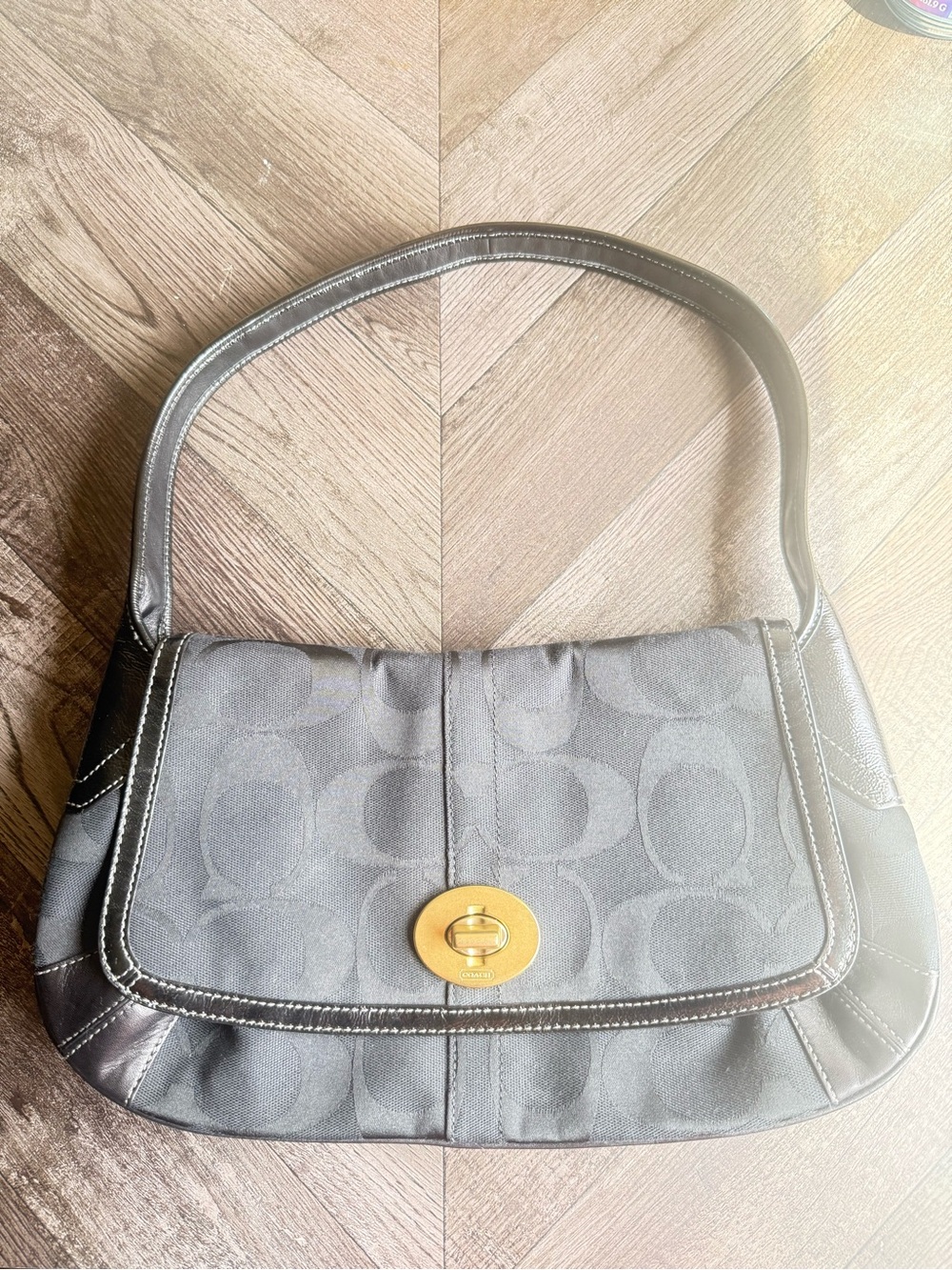 Vintage Coach Ergo Flap Shoulder Bag